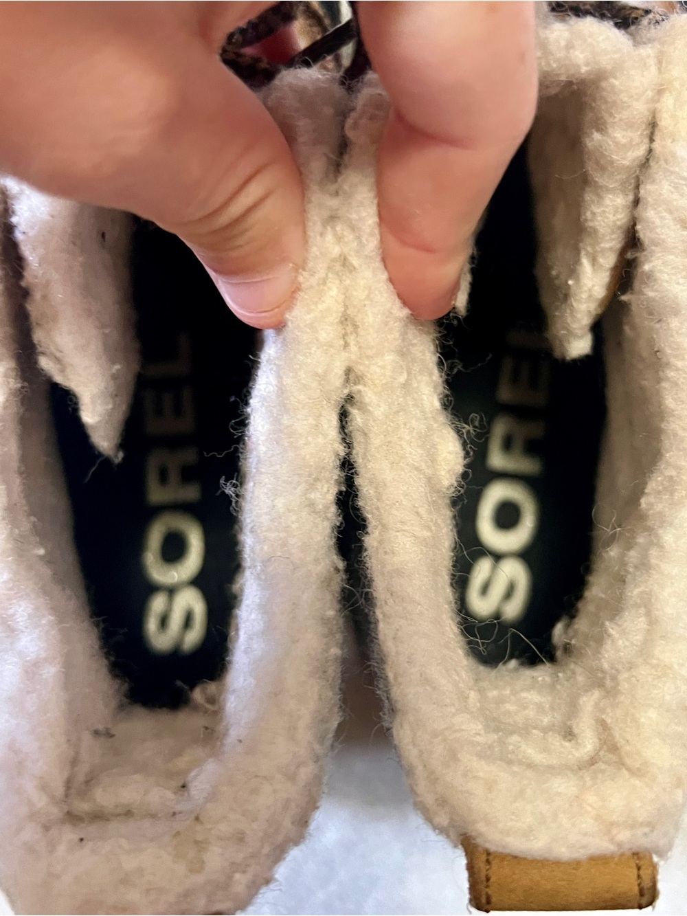 Sorel Out 'N About Waterproof Felt Duck Boots - Size 7 - Picture 12 of 14